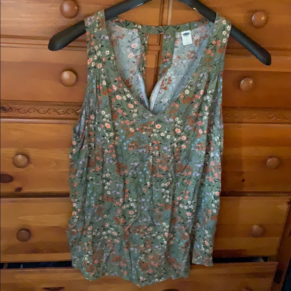 Green flower print Old Navy tank top